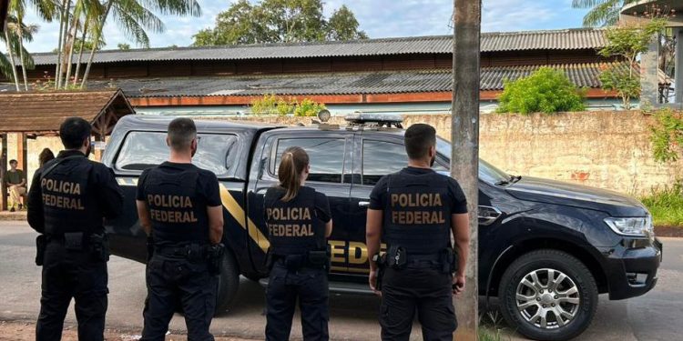 Operação policial no Acre prende ex-funcionário que aplicou golpe de R$ 100 mil na Caixa Econômica