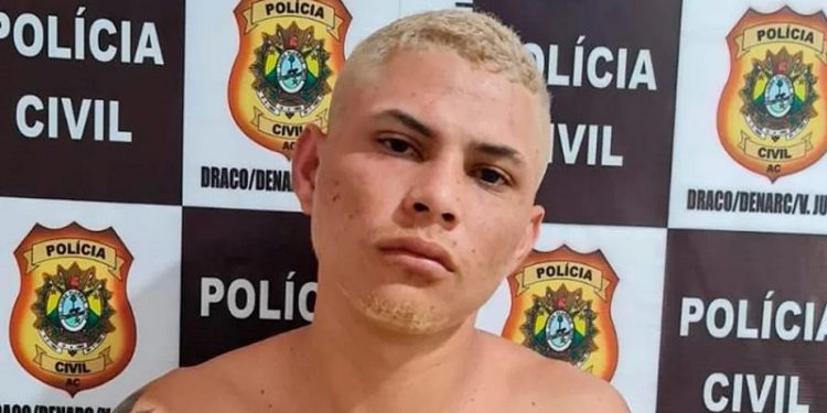 Detendo foge após abrir buraco em laje de presídio em Cruzeiro do Sul; polícia realiza buscas