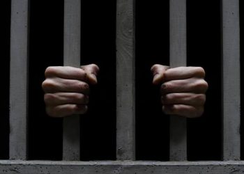 Homem que matou esposa na frente dos nove filhos foi condenado a  mais de 19 anos de prisão no Acre