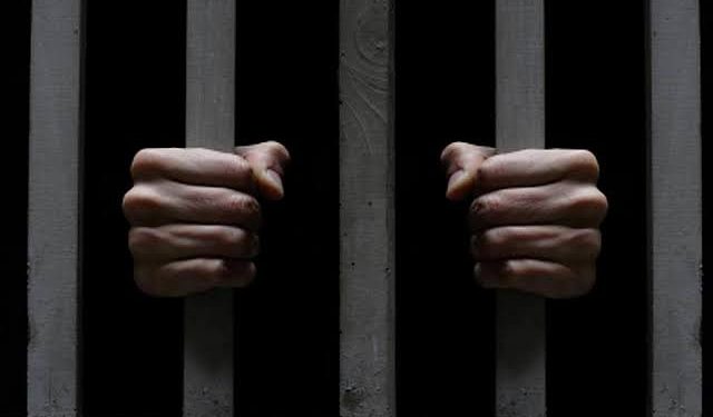 Homem que matou esposa na frente dos nove filhos foi condenado a mais de 19 anos de prisão no Acre