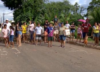 Moradores do Vila Maria farão nova manifestação na manhã desta terça-feira (28) em Rio Branco