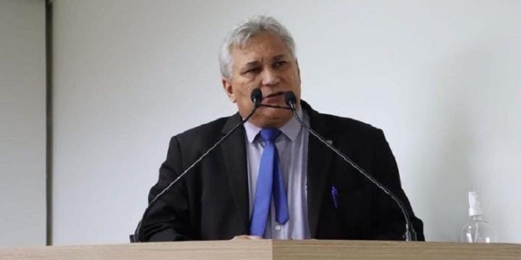 Com gastos de quase R$ 6 mil em diárias, vereador de Rio Branco viaja a São Paulo para capacitação