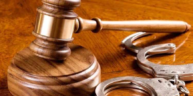 Homem acusado de triplo homicídio é condenado a mais de 56 anos de prisão, no Acre