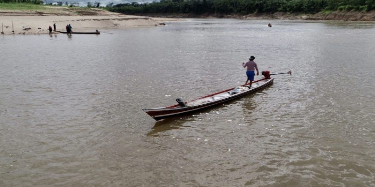 Auxílio a pescadores atingidos pela seca no Acre começa ser pago nesta quarta-feira; quase R$ 3 mil