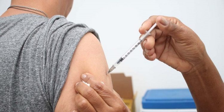 Campanha de vacinação contra a gripe segue até fevereiro em Rio Branco