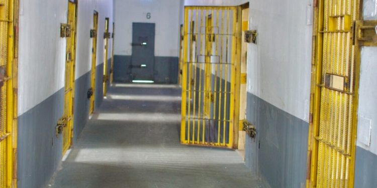Cerca de 28 presos fugiram de unidades prisionais do Acre em 2023, segundo Iapen