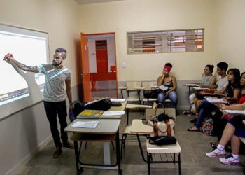Brasília (DF) 28/11/2023 – Estudantes do ensino médio terão poupança para permanecer na escola Foto: Joel Rodrigues/Agência Brasília© Joel Rodrigues/Agência Brasíli