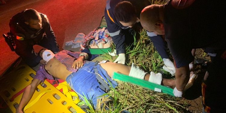 Acidente entre caminhonete e moto deixa motoqueiro em estado grave na Transacreana