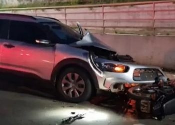 Adolescente de 16 anos que causou grave acidente na Estrada Dias Martins vai ficar em Centro Socioeducativo