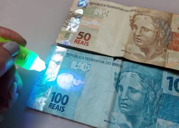 Homem é preso em flagrante com cerca de R$ 1.000 em notas falsas em Rio Branco