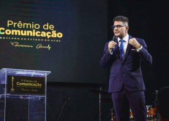 Gladson Cameli anuncia concurso público com cerca de 3 mil vagas efetivas para Educação