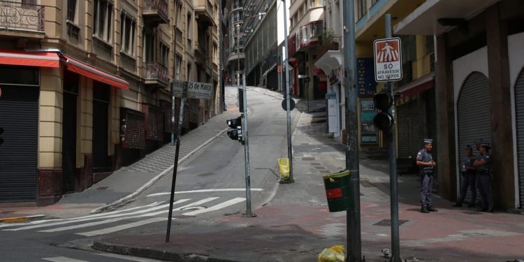 Ano de 2024 terá 10 feriados e 8 pontos facultativos; veja a lista