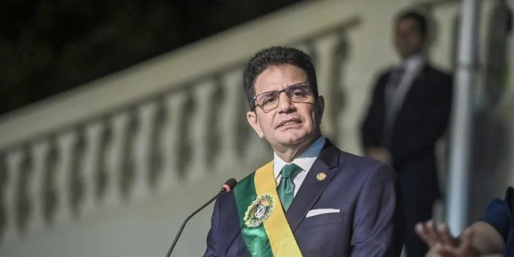 Mais de 40% dos entrevistados em pesquisa Real Time Big Data não aprovam gestão de Gladson Cameli