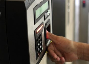 Implantação do ponto eletrônico nas unidades de saúde de Rio Branco é recomendada pelo MPAC