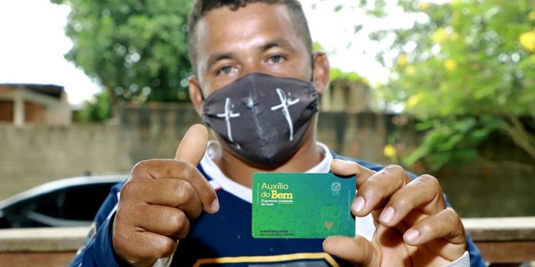 Governo do Acre divulga lista de beneficiários da 3ª remessa do Programa Auxílio do Bem