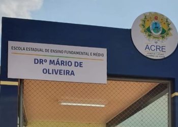 Escola se pronuncia sobre estudante que foi esquecido de ser convidado para própria formatura; veja nota