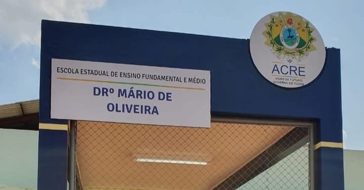 Escola se pronuncia sobre estudante que foi esquecido de ser convidado para própria formatura; veja nota