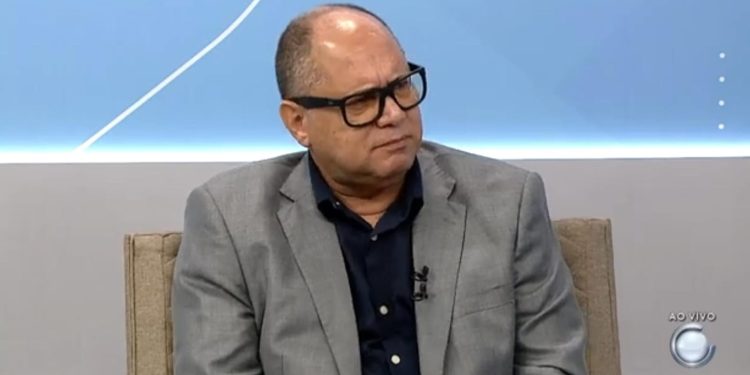 Cientista político acreano explica polarização no Brasil: ‘Não temos uma extrema esquerda’