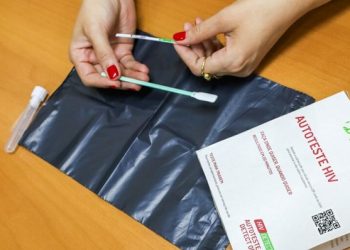 Secretaria de Saúde do Acre distribui autotestes de HIV para aumentar autonomia da população