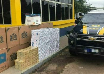 PRF apreende adolescente com quase 12 mil maços de cigarros ilegais no interior Acre