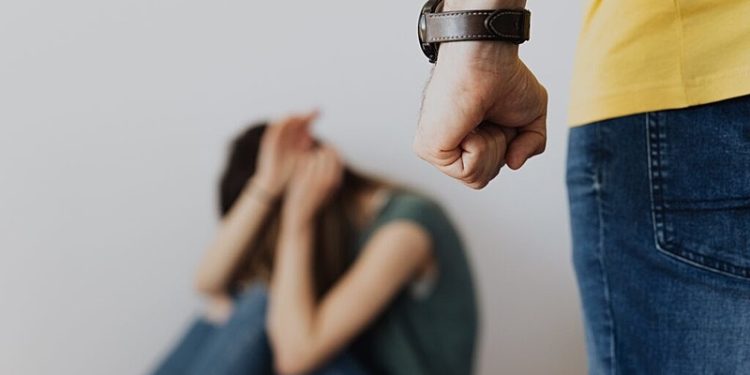 Cruzeiro do Sul registra mais de 800 boletins de ocorrência de violência doméstica em 2023