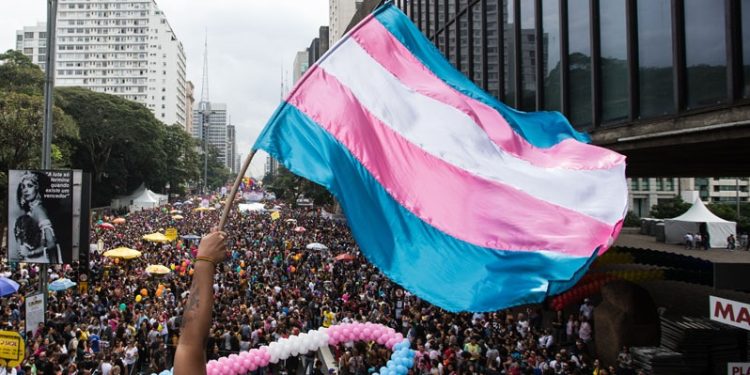 MPF-AC processa União em R$ 5 milhões por falta de cotas para trans no Concurso Público Unificado