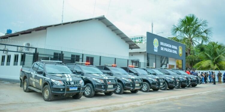 Motorista suspeito de atropelar e matar homem se entrega à polícia, em Cruzeiro do Sul