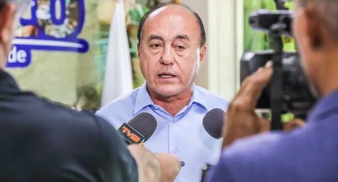 Prefeitura de Rio Branco anuncia concurso público com quase 1.300 vagas