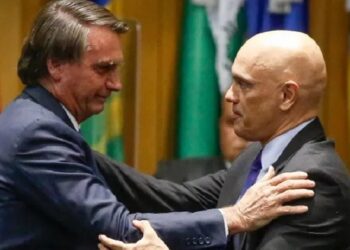 Bolsonaro discutiu minuta de golpe que previa prender Alexandre de Moraes, aponta PF