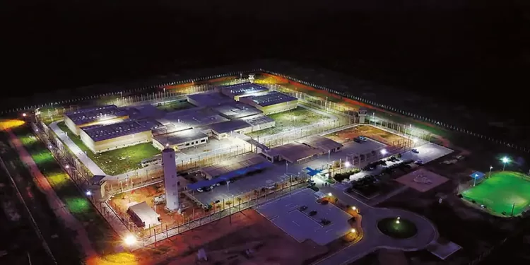 Lewandowski afasta direção de presídio de Mossoró e ordena intervenção