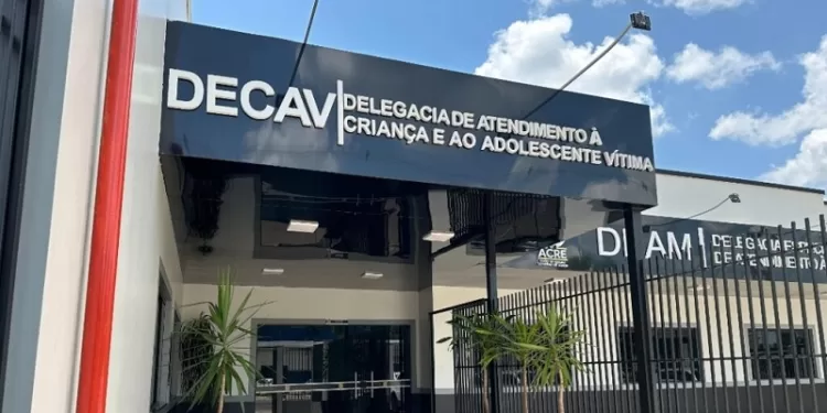 Homem condenado a 14 anos de reclusão por estuprar própria filha é preso em Rio Branco