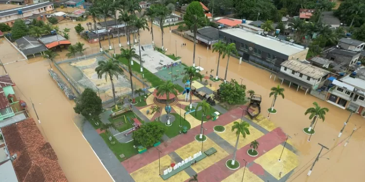 Acre decreta emergência em 17 municípios acreanos em decorrência das inundações; veja quais são