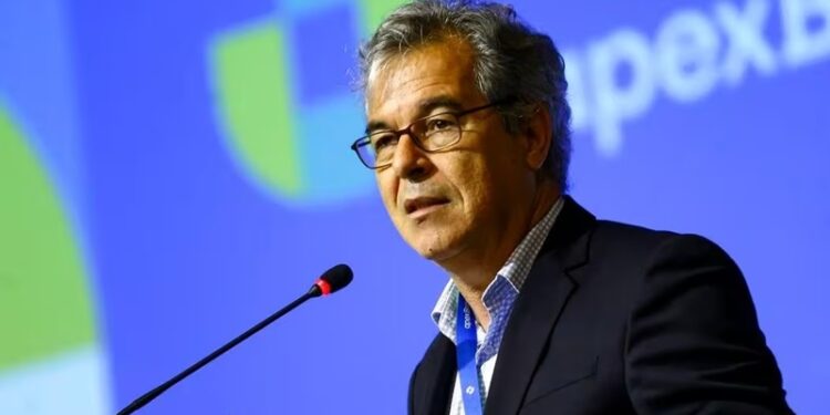 “Acre está andando para trás”, diz Jorge Viana sobre migração de acreanos para outros estados