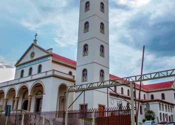 Padres feitos reféns em assalto recebem apoio da Diocese de Rio Branco: “Se encontram em segurança”