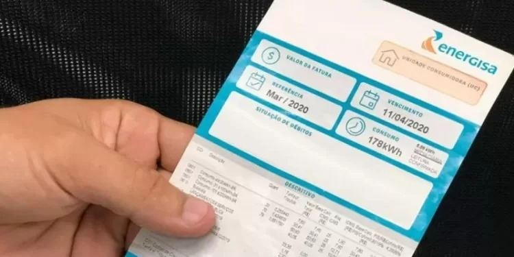 Valor das bandeiras tarifárias de energia têm redução de até 37% aprovada pela Annel; entenda