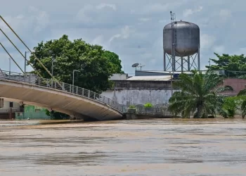Em Rio Branco, nível do Rio Acre se mantém em 17,88 metros; mais de 4 mil desabrigados