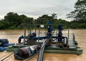 Abastecimento de água para bairros em RB é comprometido após bombas da ETA II serem danificadas devido enchente