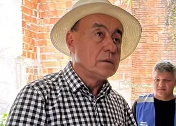 Em vídeo, Bocalom desmente distribuição desorganizada de cestas básicas: “Não é a Prefeitura”