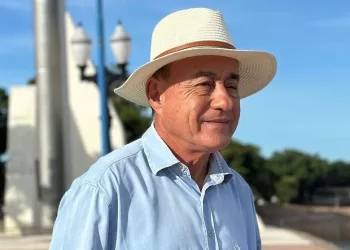 Bocalom se pronuncia sobre entrega dos kits donativos à população afetada pela enchente; veja