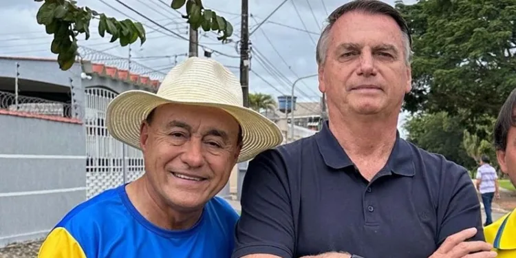 Na presença de Bolsonaro, Bocalom oficializa filiação ao Partido Liberal em Rio Branco