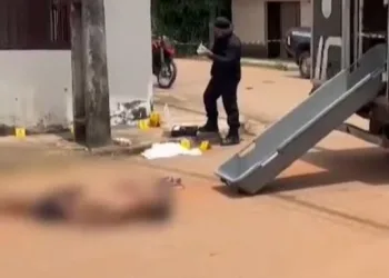 Homem é assassinado com cerca de sete disparos, no 2° Distrito de Rio Branco
