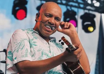 Vocalista do Molejo, Anderson Leonardo morre aos 51 anos vítima de câncer