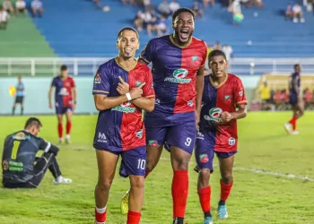 Humaitá fecha 1º turno do estadual com goleada em cima do Galvez