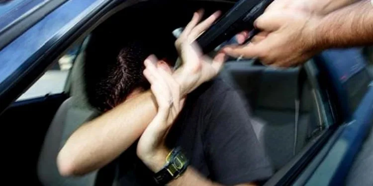 Homens são presos em motel após roubarem carro de motorista de aplicativo em Rio Branco