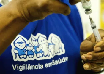 Vacinação contra a dengue é ampliada para o público de 6 a 20 anos em Rio Branco