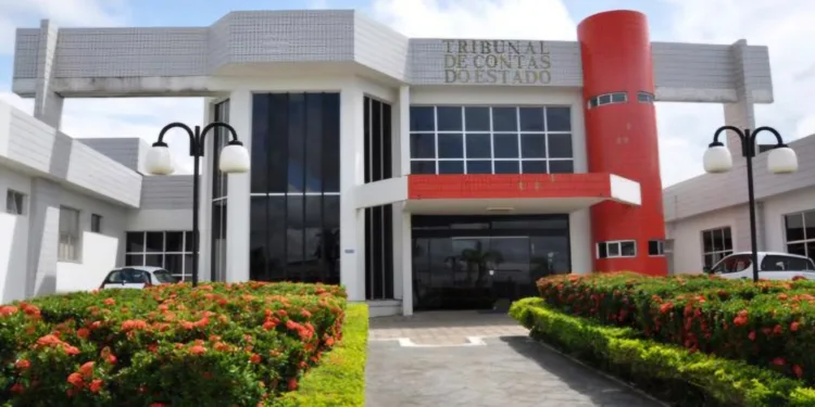 Decreto do governo do Acre que reduz tempo para promoção de militares pode ser suspenso