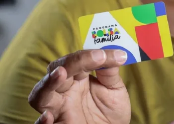 Quase 84% das famílias que recebem Bolsa Família no Acre não chefiadas por mulheres