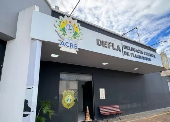 Homem é preso suspeito de agredir esposa no bairro Raimundo Melo, em Rio Branco