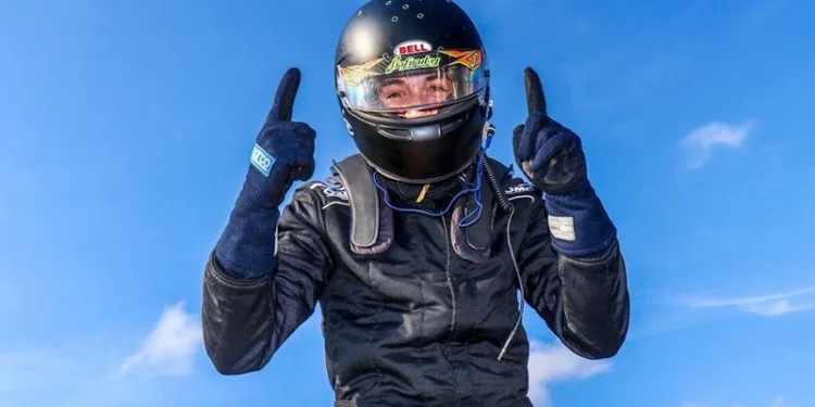 Piloto acreano vence duas corridas e é campeão da 1ª etapa da Fórmula Delta, em São Paulo