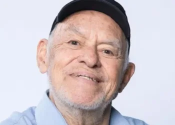 Morre Silvio Luiz, uma das maiores vozes do futebol brasileiro, aos 89 anos
